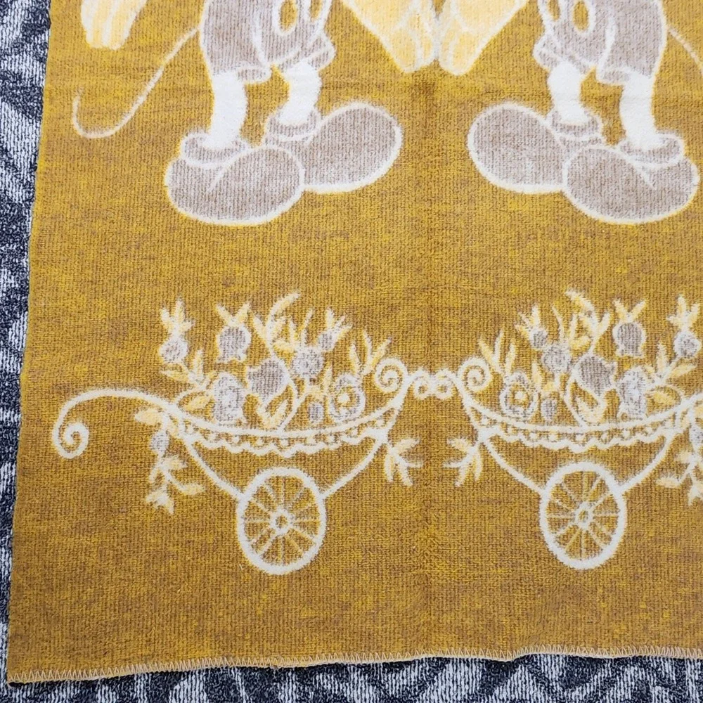 Afshartex Mickey Mouse Blanket Vintage Wool Throw Decor Kids Room 52x38‎